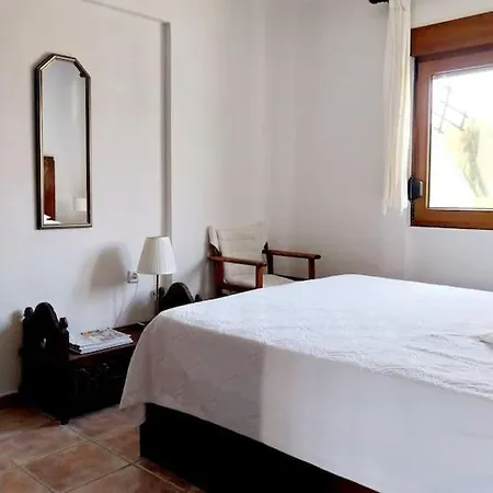 Apartment Garden Bliss With Sea Views, Afytos